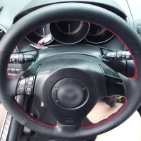 Оплетка на руль из натуральной кожи Mazda 2-I (DY) 2003-2007 г.в. (для замены штатной кожи, красная)